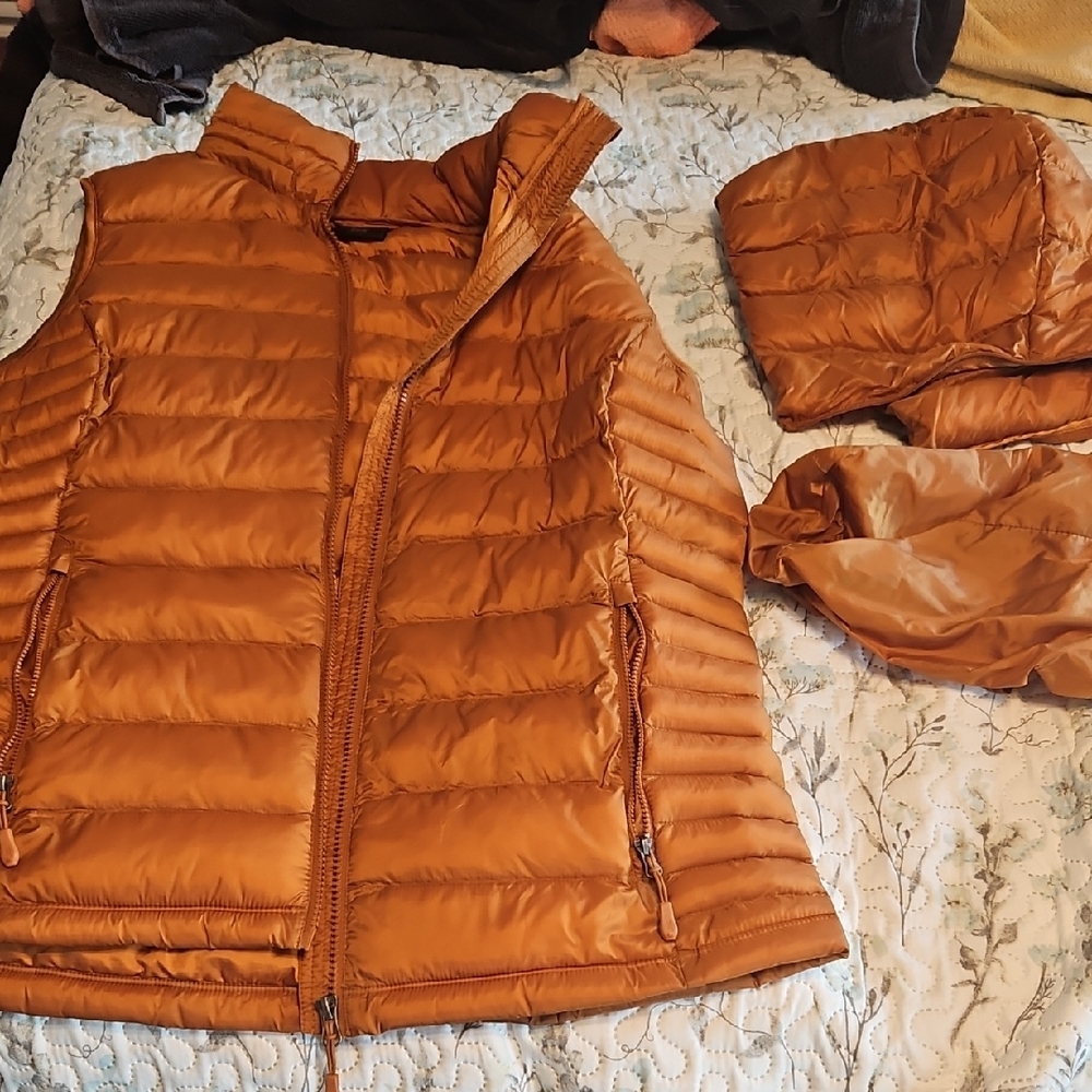32 Degrees Heat Orange Puffer Vest